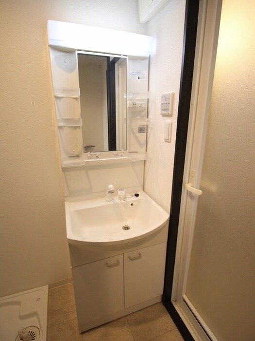 物件内観写真12　(洗面)