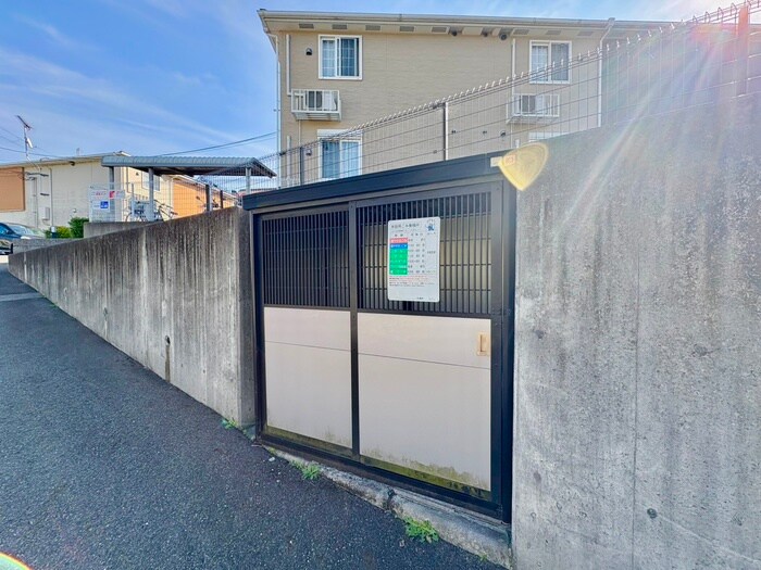 物件外観写真4　(建物設備)