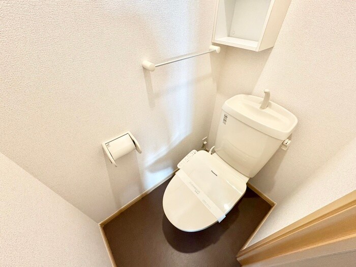 物件内観写真12　(トイレ)