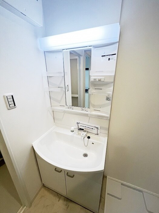 物件内観写真5　(洗面)