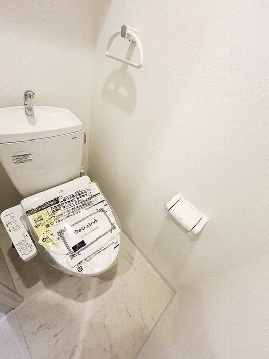 物件内観写真6　(トイレ)