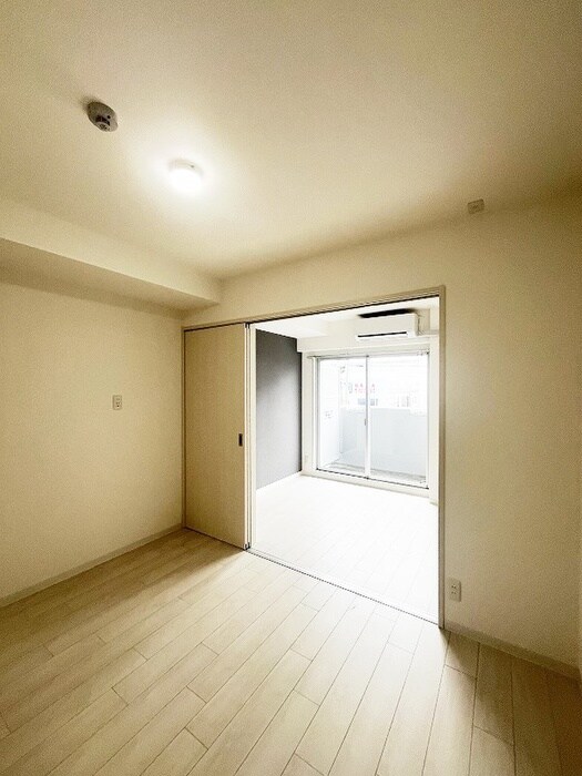 物件内観写真10　(居室)