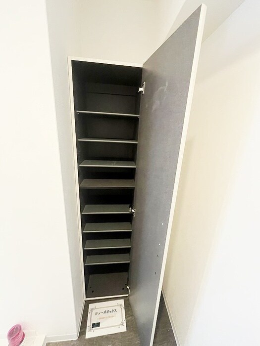 物件内観写真14　(靴箱)