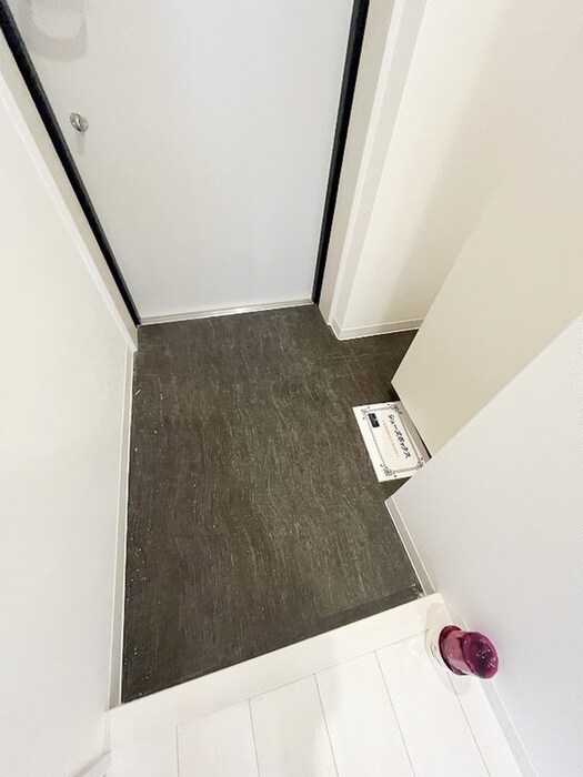 物件内観写真15　(玄関)