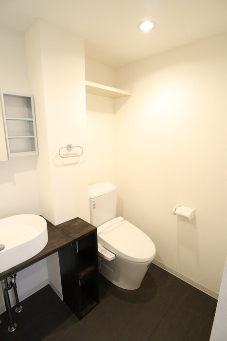 物件内観写真11　(トイレ)