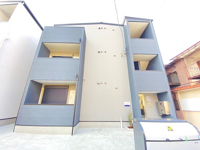 物件外観写真2　(外観写真)