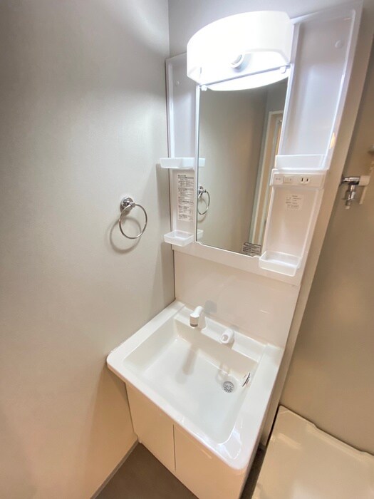 物件内観写真11　(洗面)