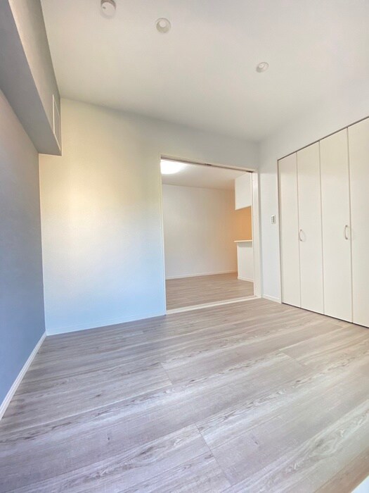 物件内観写真18　(居室)