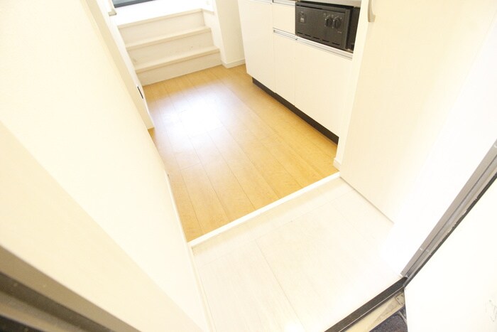 物件内観写真22　(玄関)