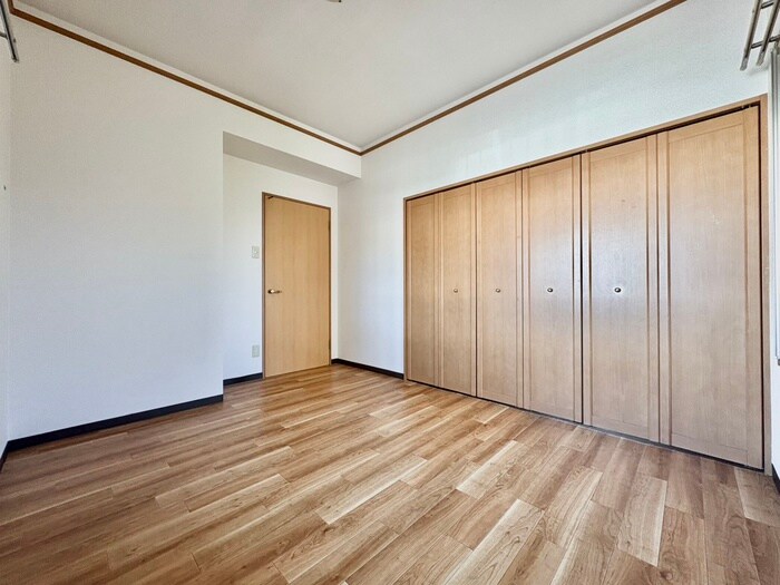 物件内観写真16　(居室)