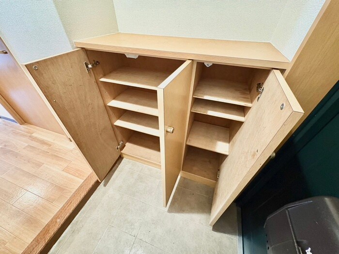 物件内観写真19　(靴箱)