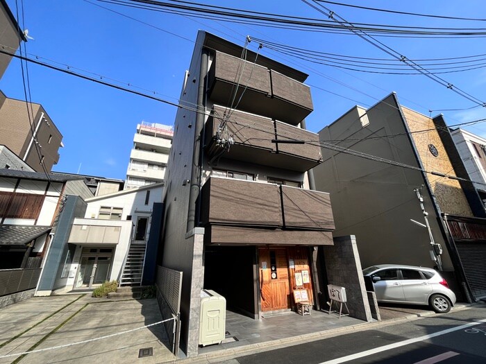 物件外観写真1　(外観写真)