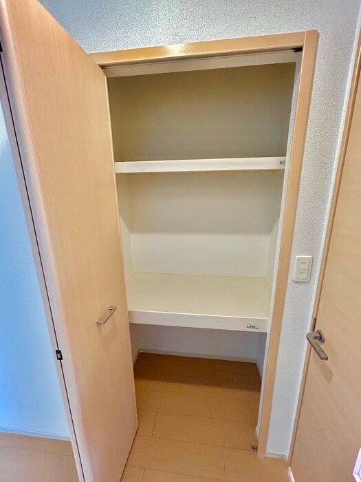 物件内観写真17　(収納)