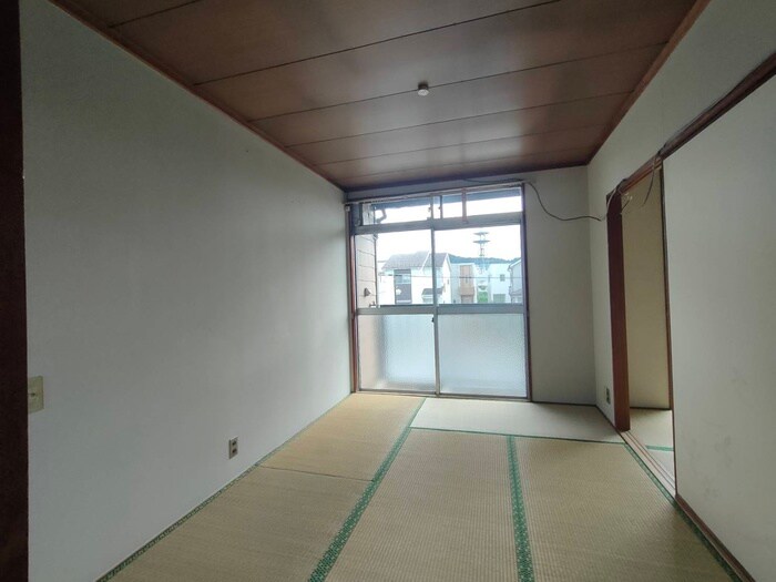 物件内観写真9　(居室)