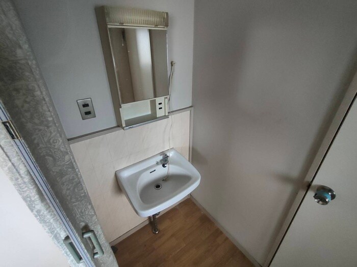 物件内観写真12　(洗面)