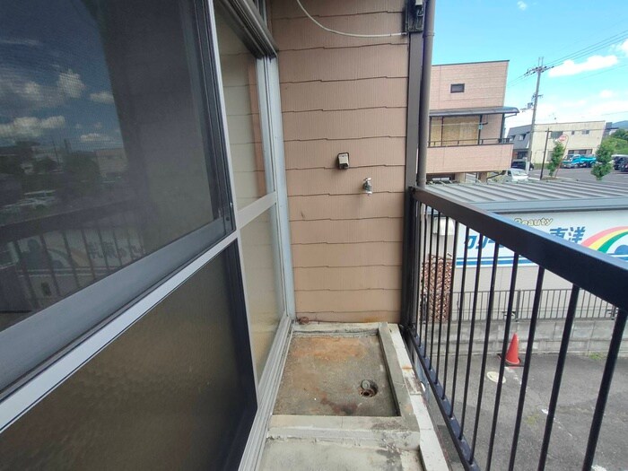 物件内観写真15　(洗濯機置場)