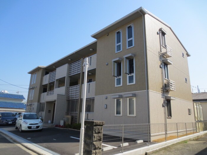 物件外観写真6　(外観写真)