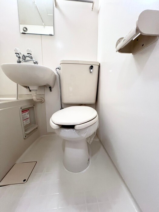 物件内観写真13　(トイレ)