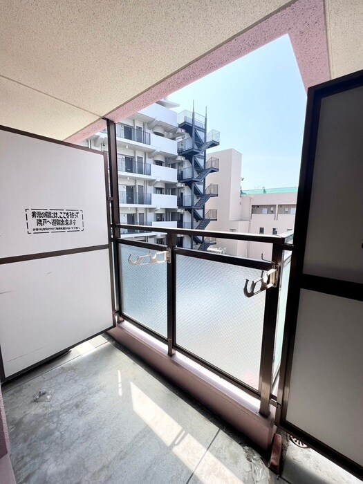 物件内観写真17　(ベランダ・バルコニー)