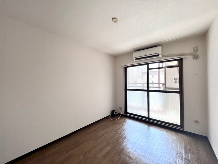 物件内観写真21　(居室)