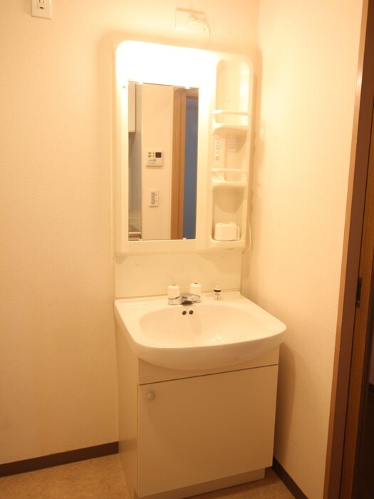 物件内観写真10　(洗面)