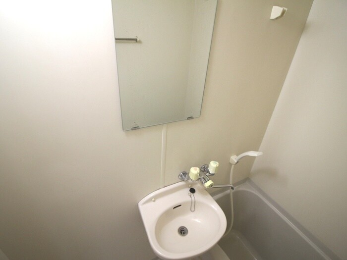 物件内観写真10　(洗面)