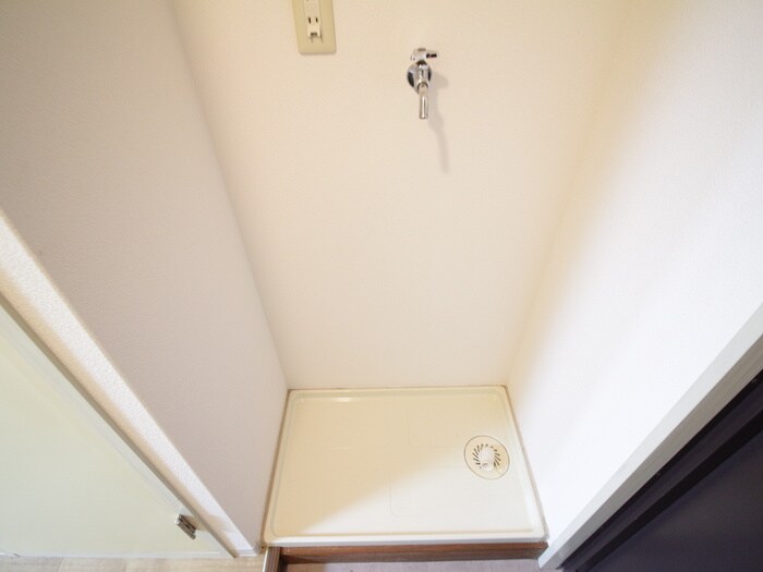 物件内観写真20　(洗濯機置場)