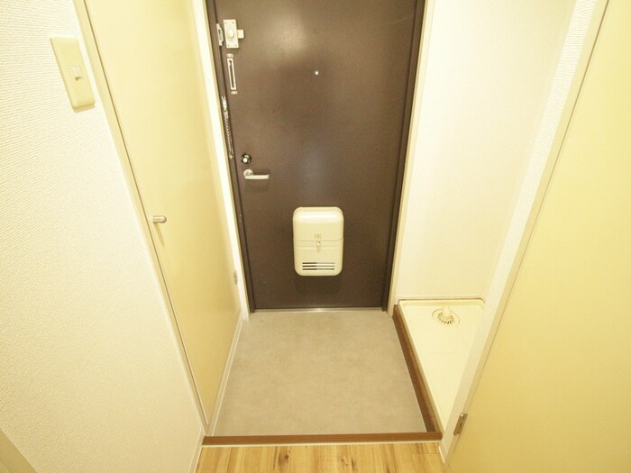 物件内観写真20　(玄関)