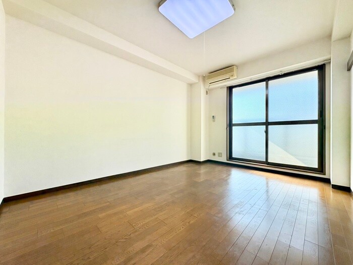 物件内観写真11　(居室)