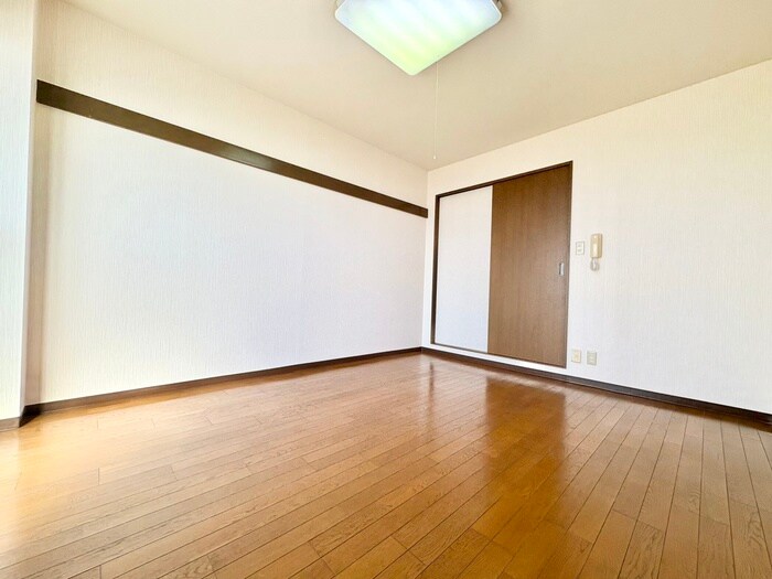 物件内観写真13　(居室)