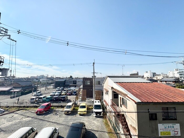 物件内観写真19　(室内からの展望)