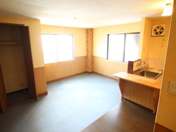 物件内観写真9　(居室)