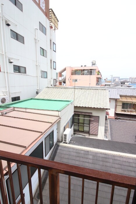 物件内観写真14　(室内からの展望)