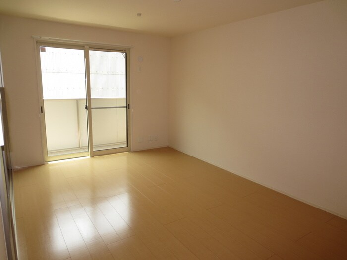 物件内観写真13　(室内からの展望)