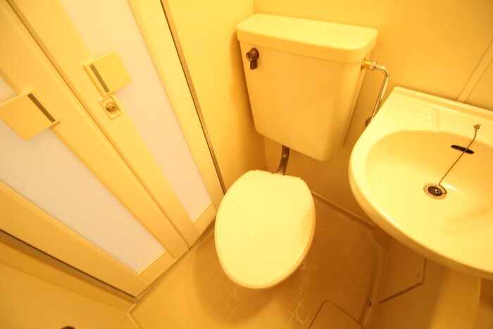 物件内観写真13　(トイレ)