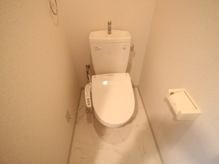 物件内観写真15　(トイレ)