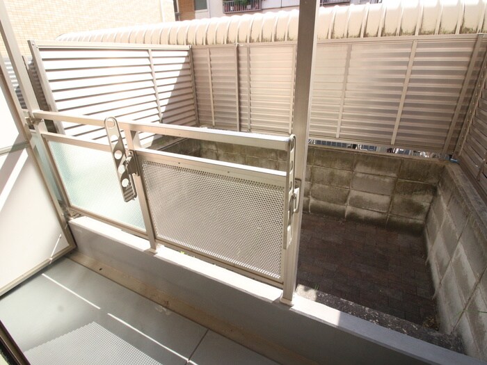 物件内観写真16　(ベランダ・バルコニー)