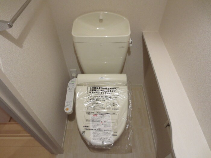 物件内観写真12　(トイレ)