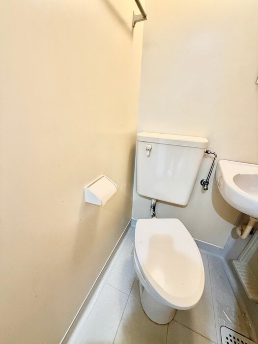 物件内観写真13　(トイレ)