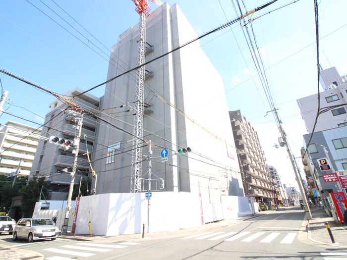 物件外観写真1　(建築中)