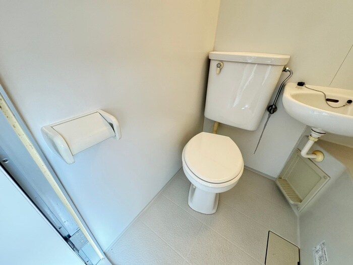 物件内観写真11　(トイレ)