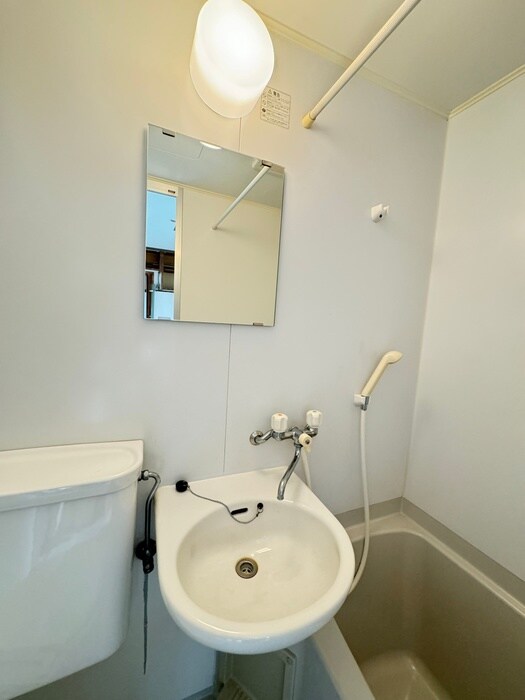 物件内観写真17　(洗面)