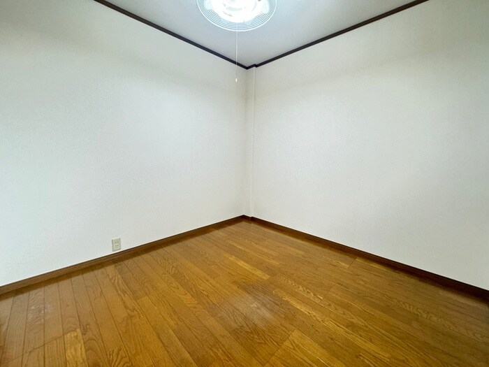 物件内観写真22　(居室)