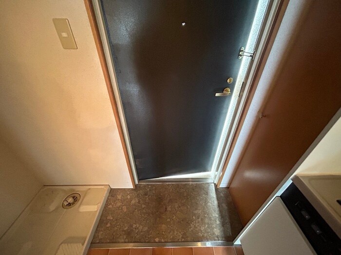 物件内観写真21　(玄関)