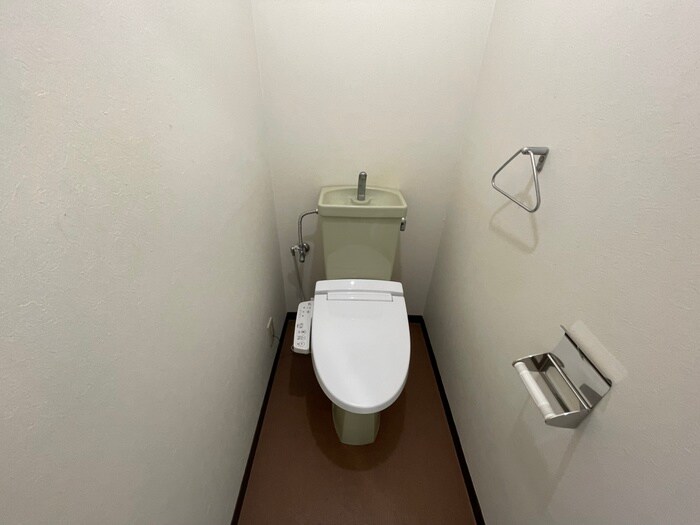 物件内観写真12　(トイレ)