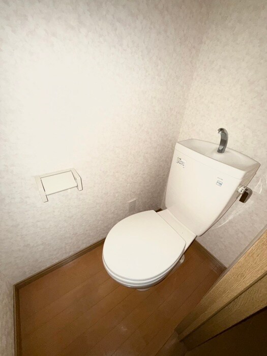 物件内観写真17　(トイレ)