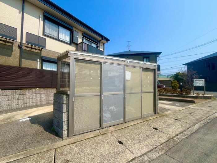 物件外観写真4　(建物設備)