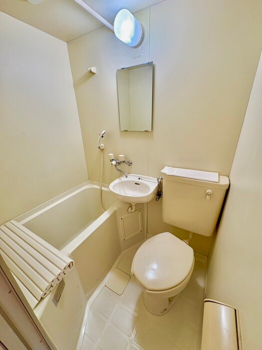 物件内観写真8　(洗面)