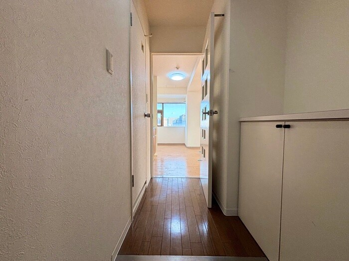 物件内観写真17　(廊下)