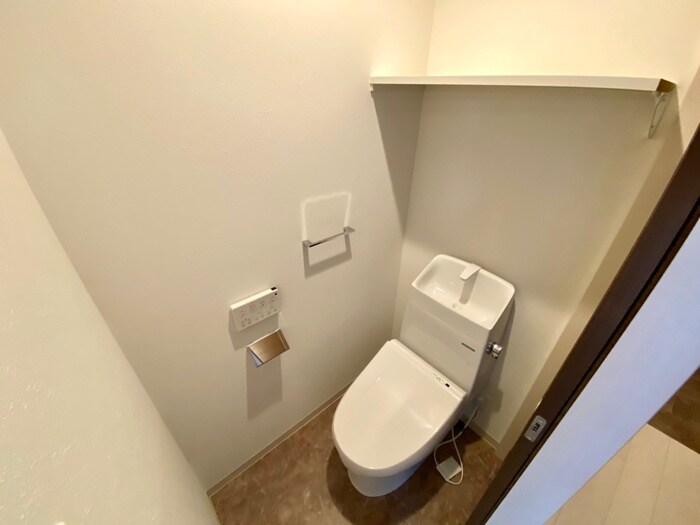 物件内観写真11　(トイレ)